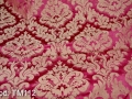 tm112-material-tapitat-stil-victorian-rosu
